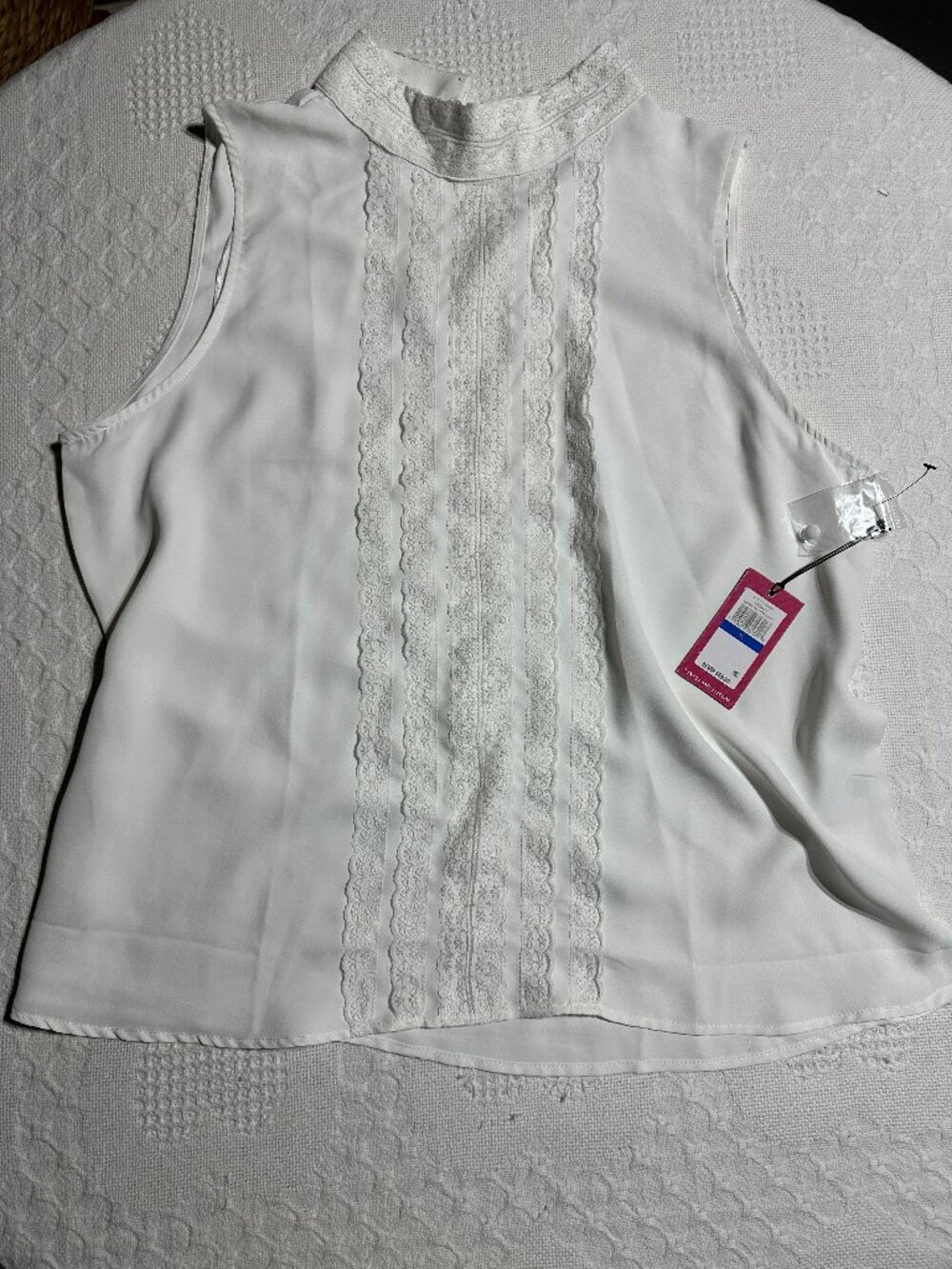 Vince Camuto NWT Ivory Lace Mock Neck Sleeveless Blouse XL